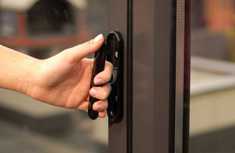 Aluminium Bifold Door handle hardware