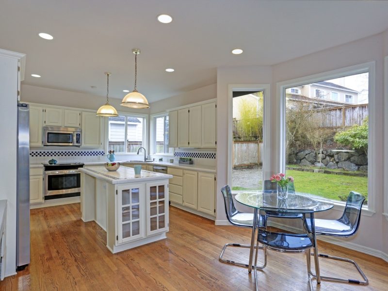 bow and bay window costs cardiff